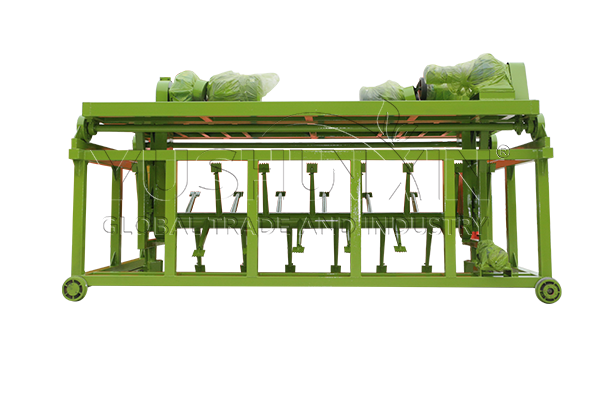 groove type compost turner